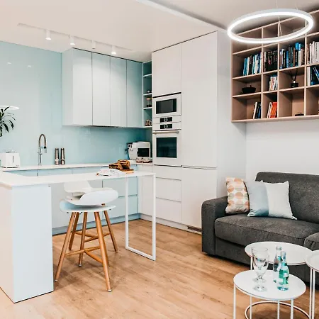 Oceana Silesian Place 아파트